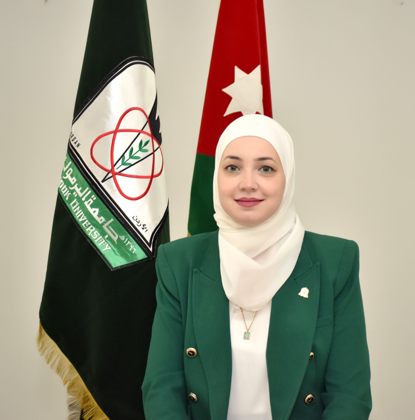 تهنئة وتبريك بمناسبة ترقية الدكتورة لارا الحداد من قسم العلوم المالية والمصرفية الى رتبة استاذ